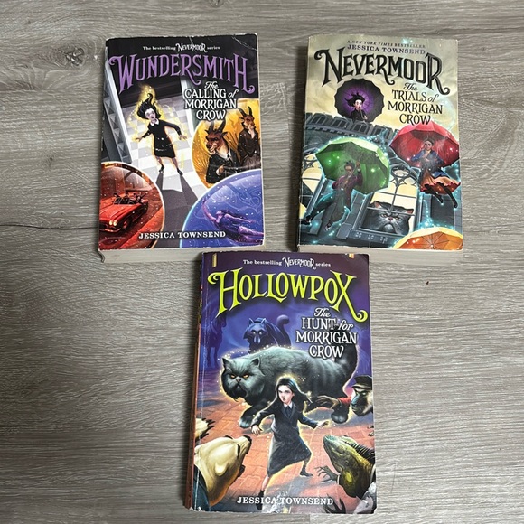 Morrigan Crow Books - Picture 1 of 1